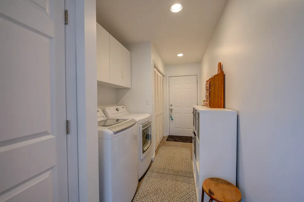 13 Sunrise Drive Hallowell ME 04347
