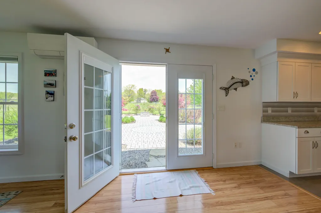 13 Sunrise Drive Hallowell ME 04347