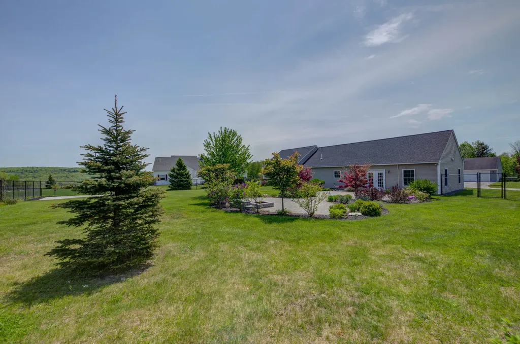 13 Sunrise Drive Hallowell ME 04347