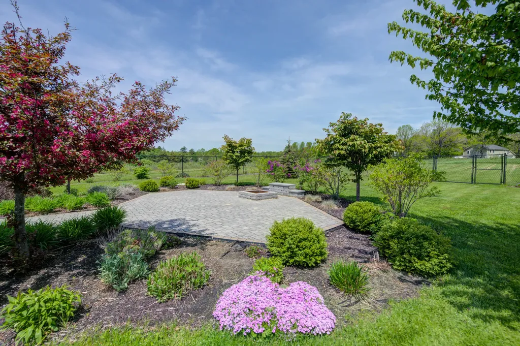 13 Sunrise Drive Hallowell ME 04347