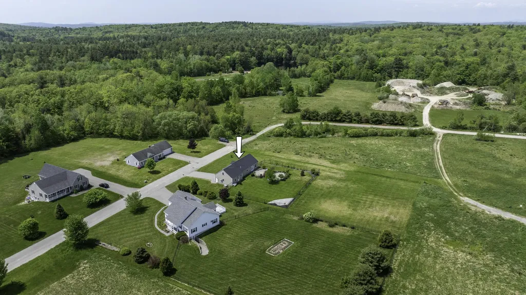 13 Sunrise Drive Hallowell ME 04347
