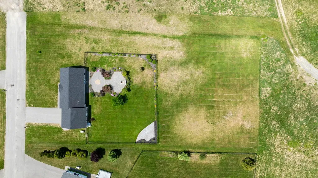 13 Sunrise Drive Hallowell ME 04347