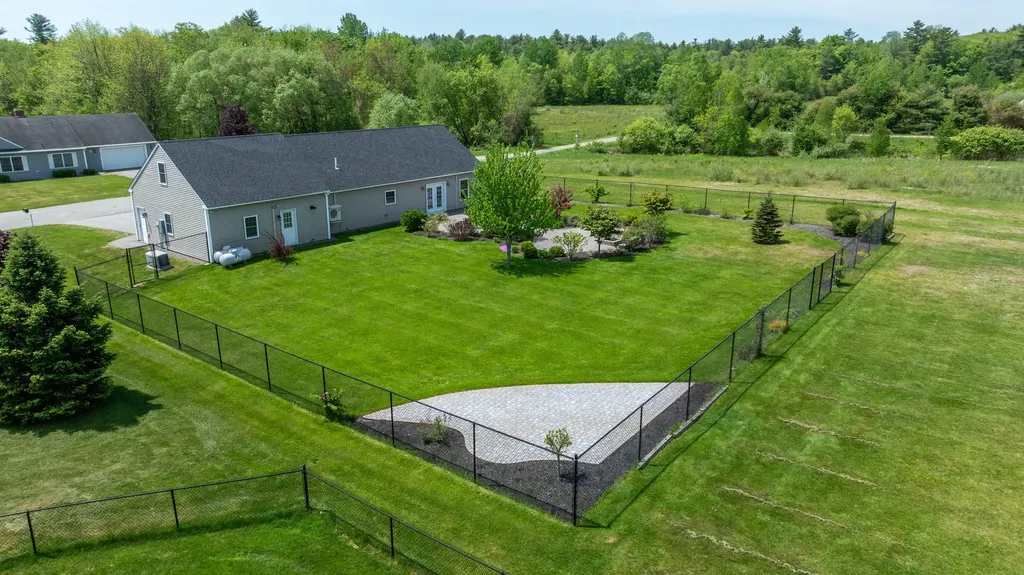 13 Sunrise Drive Hallowell ME 04347
