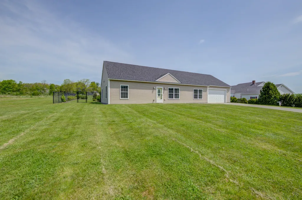 13 Sunrise Drive Hallowell ME 04347