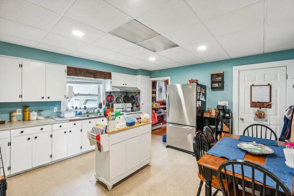 11 Pearl Street Auburn ME 04210