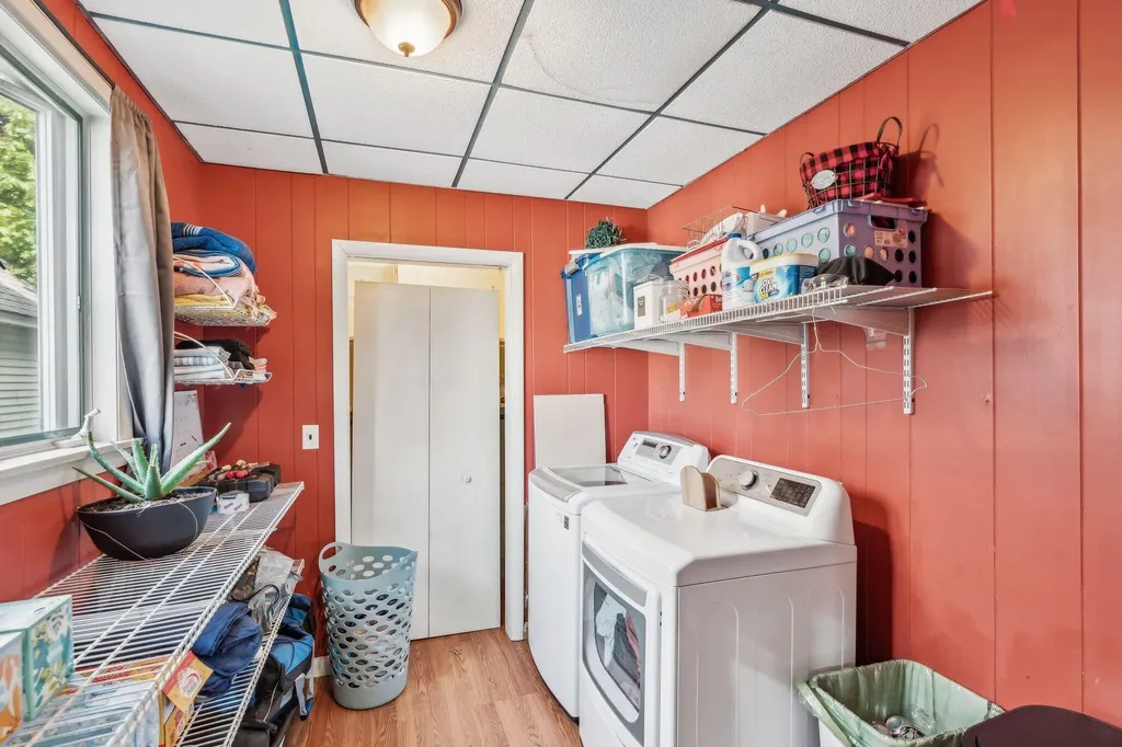 11 Pearl Street Auburn ME 04210