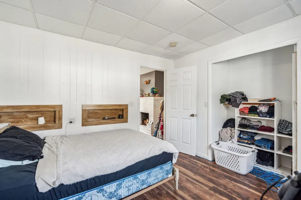11 Pearl Street Auburn ME 04210