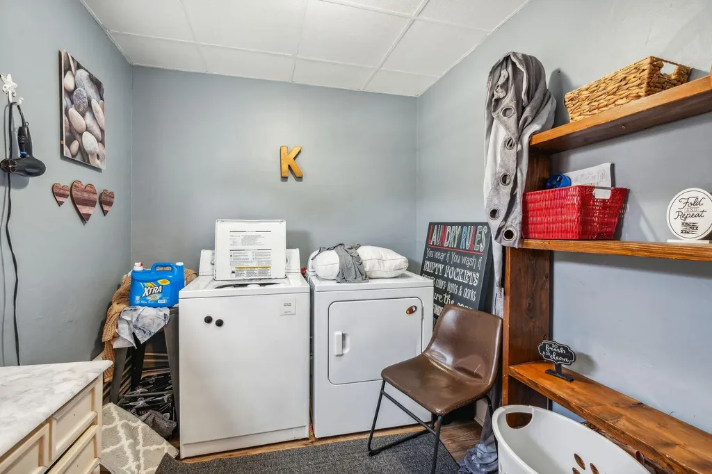 11 Pearl Street Auburn ME 04210