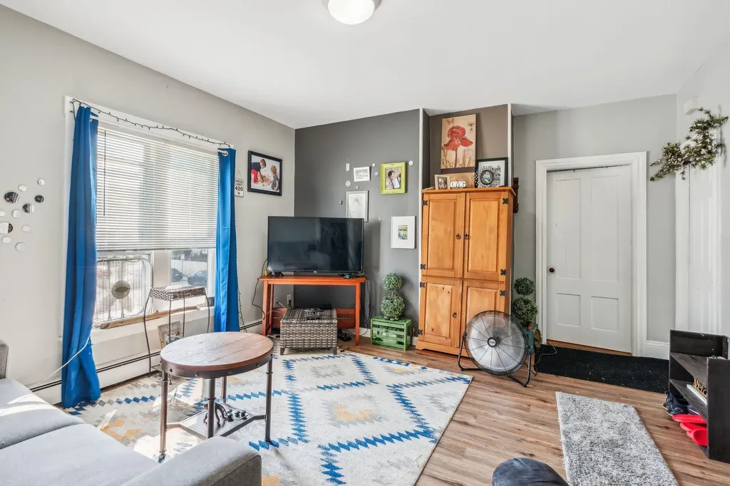 11 Pearl Street Auburn ME 04210