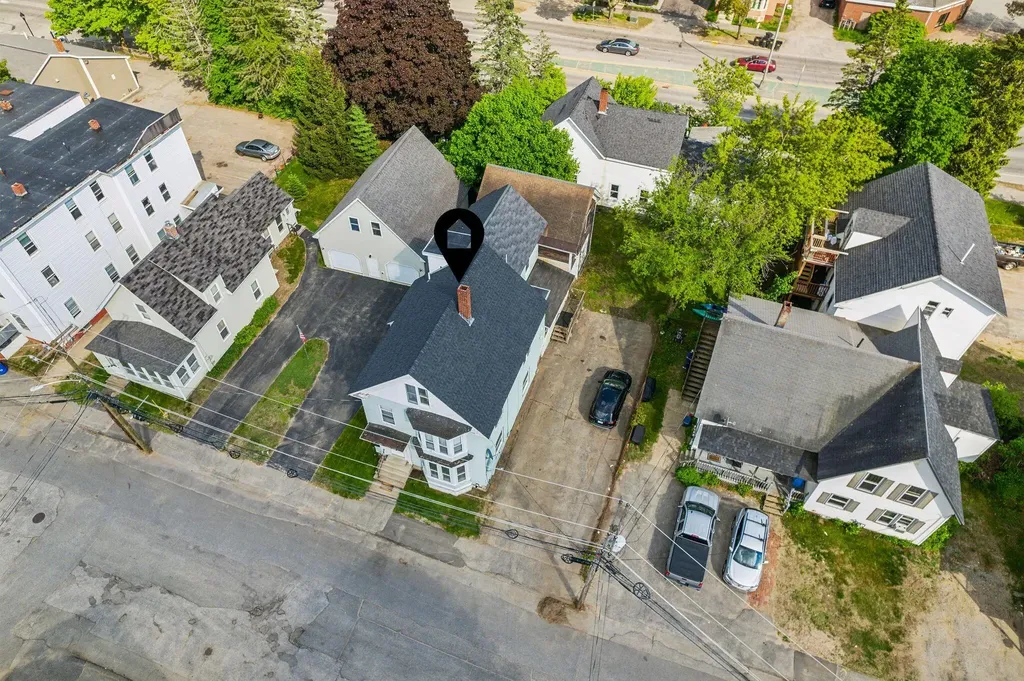 11 Pearl Street Auburn ME 04210