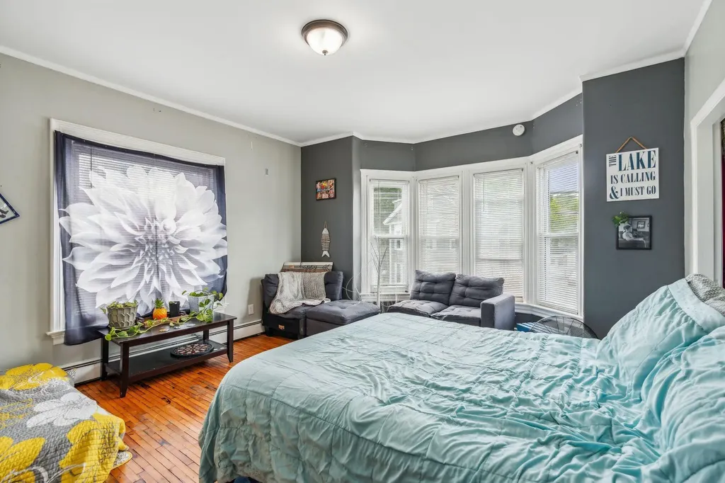 11 Pearl Street Auburn ME 04210