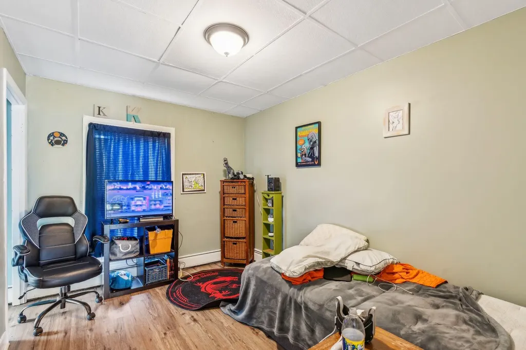 11 Pearl Street Auburn ME 04210
