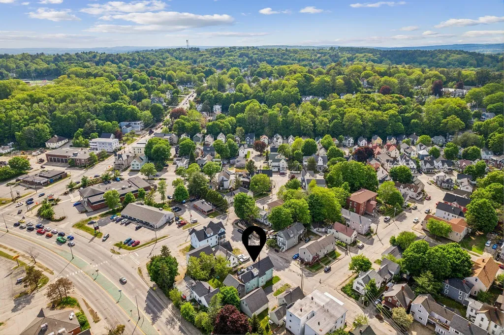 11 Pearl Street Auburn ME 04210