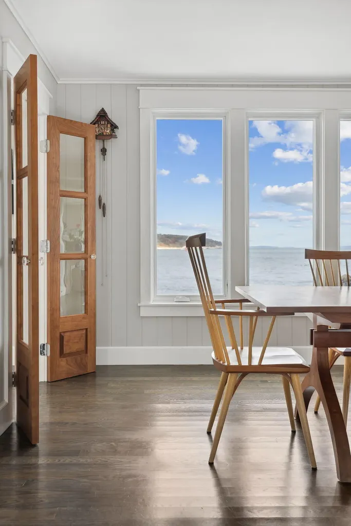 2 Garden Circle Cape Elizabeth ME 04107