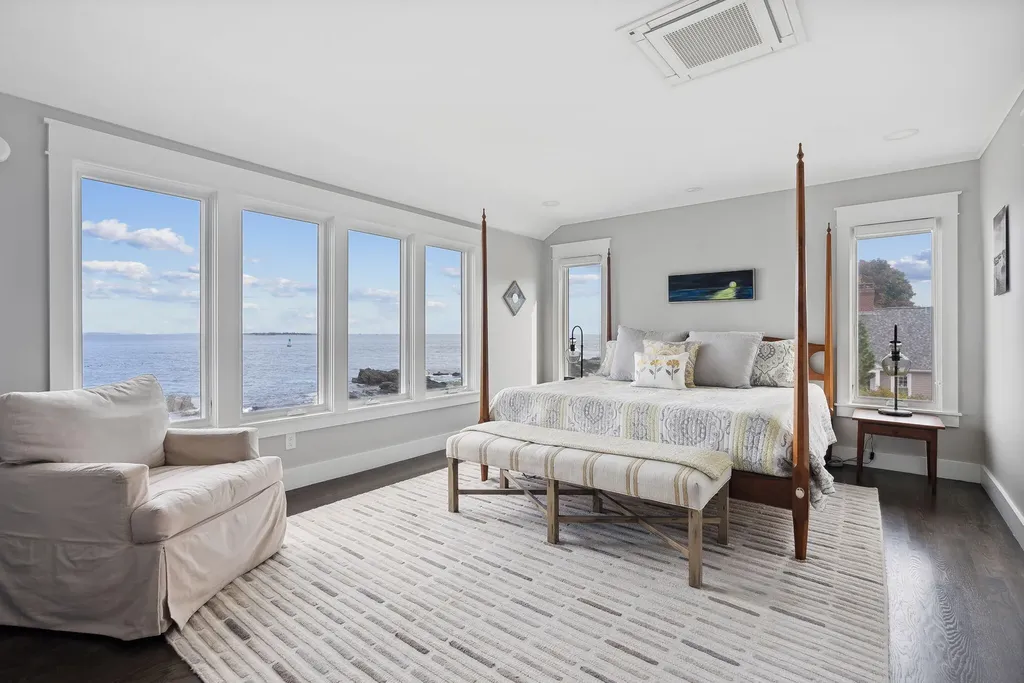 2 Garden Circle Cape Elizabeth ME 04107