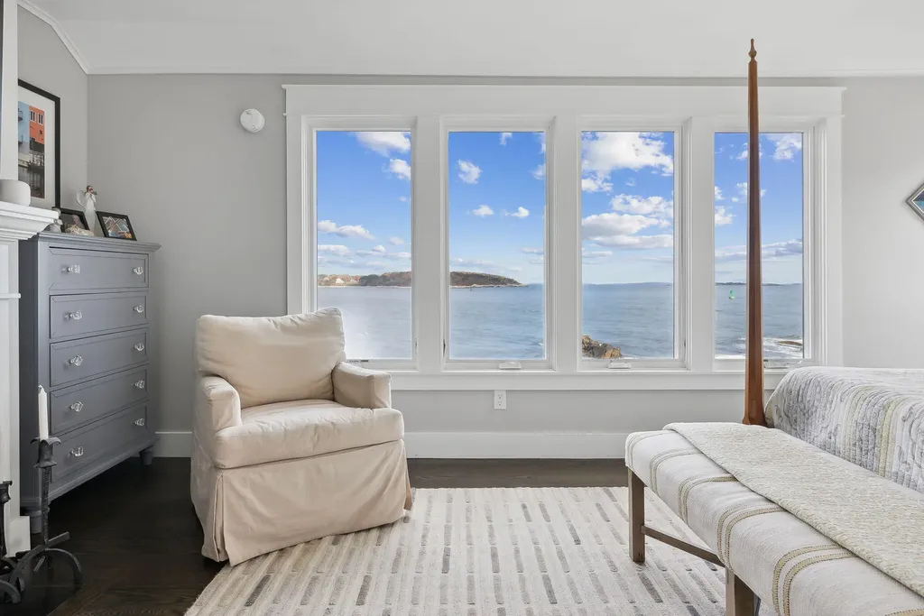 2 Garden Circle Cape Elizabeth ME 04107