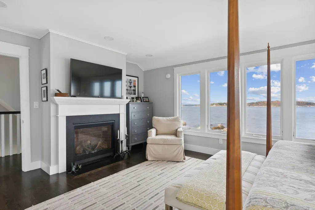 2 Garden Circle Cape Elizabeth ME 04107