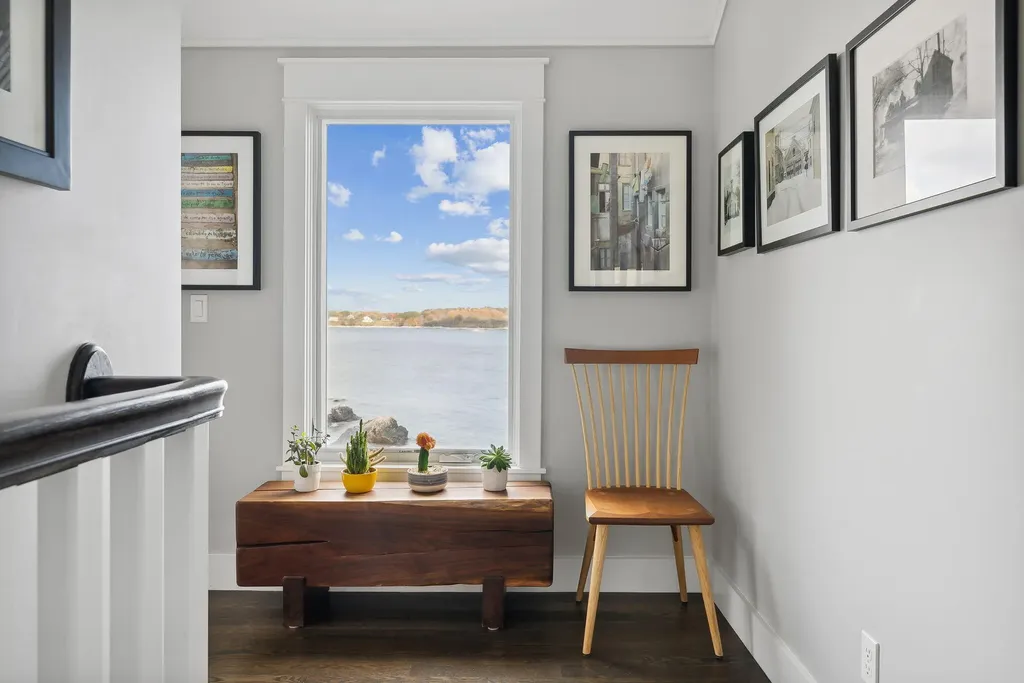 2 Garden Circle Cape Elizabeth ME 04107