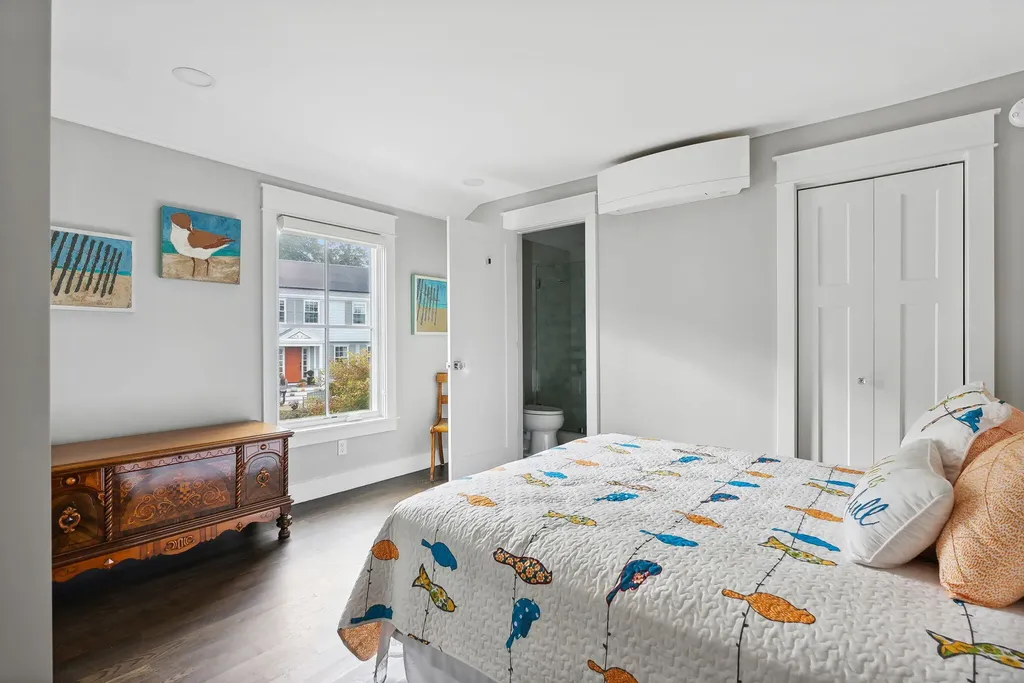 2 Garden Circle Cape Elizabeth ME 04107