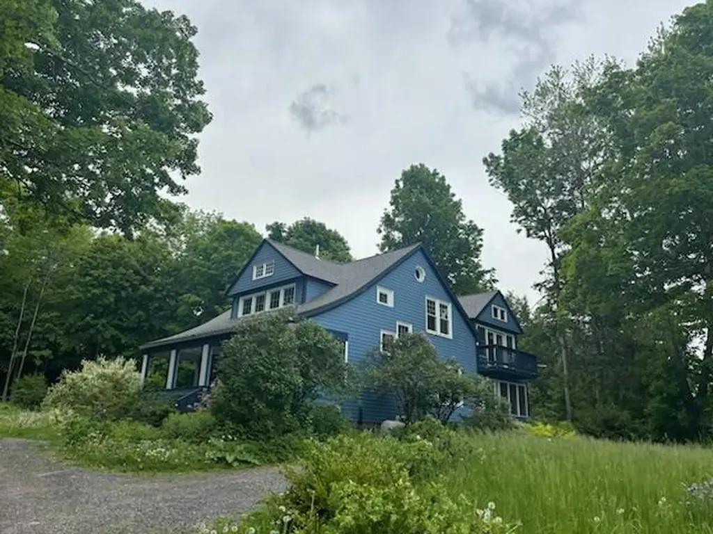 1568 Main Street Readfield ME 04355