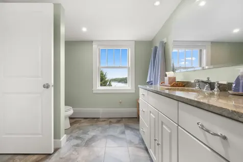 465 Main Street Southwest Harbor ME 04679