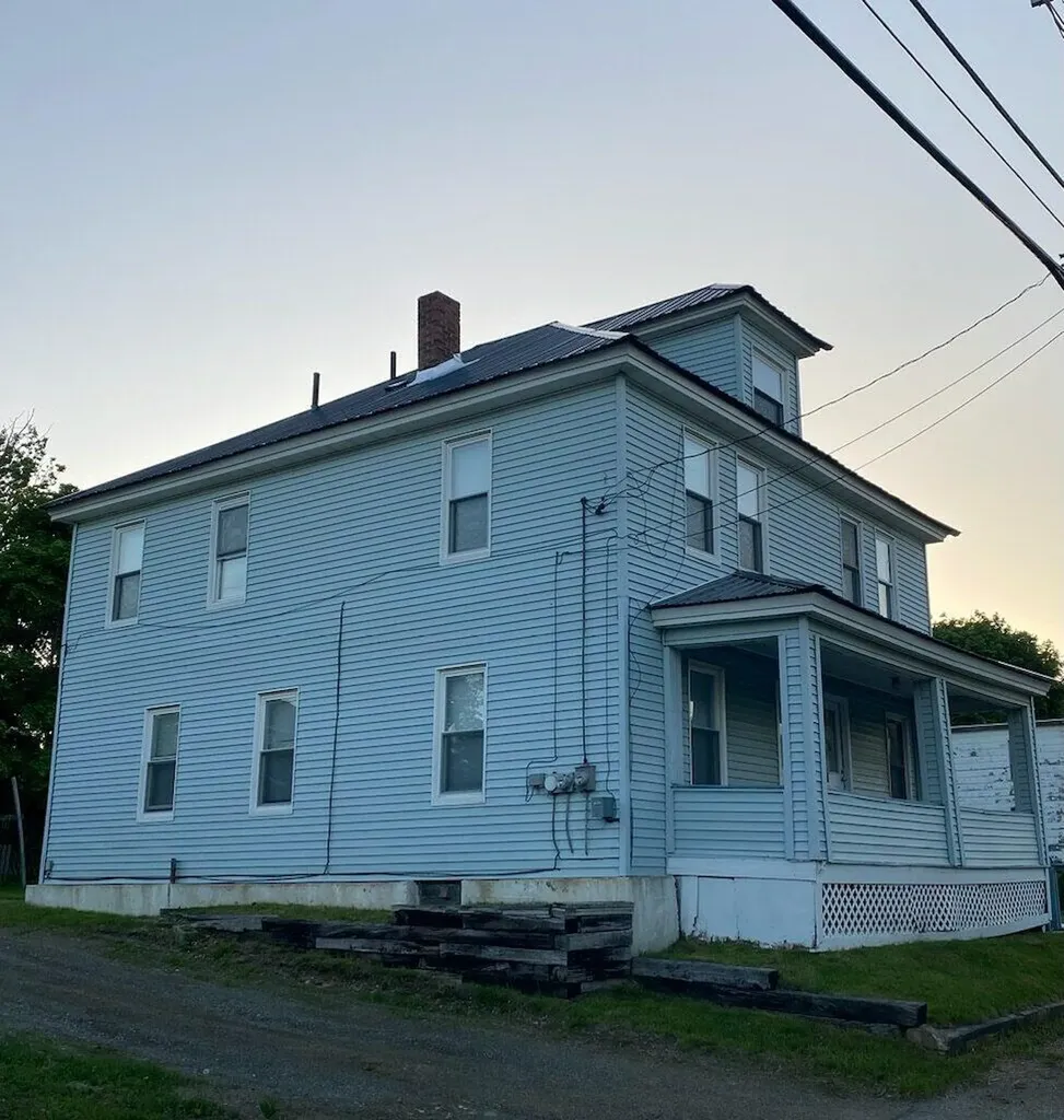 122 Katahdin Avenue Millinocket ME 04462