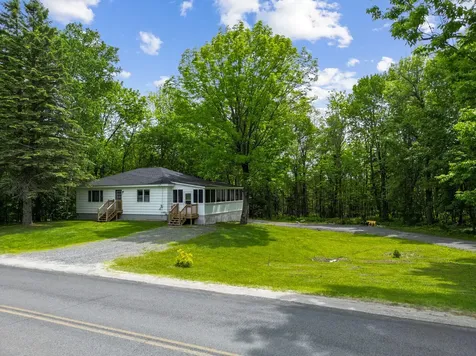 289 Oak Street Oakland ME 04963