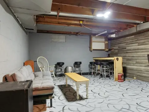 289 Oak Street Oakland ME 04963
