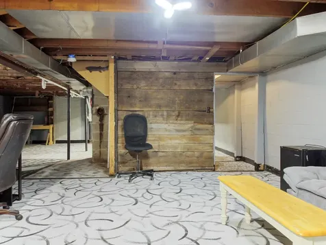 289 Oak Street Oakland ME 04963