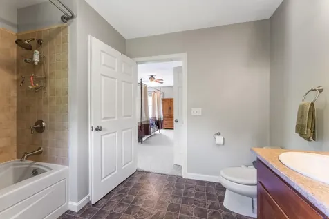 24 Turtle Drive Sabattus ME 04280