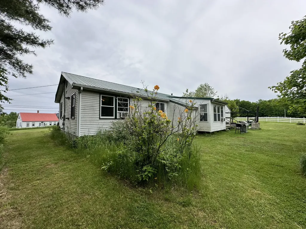 418 Elm Street North Berwick ME 03906