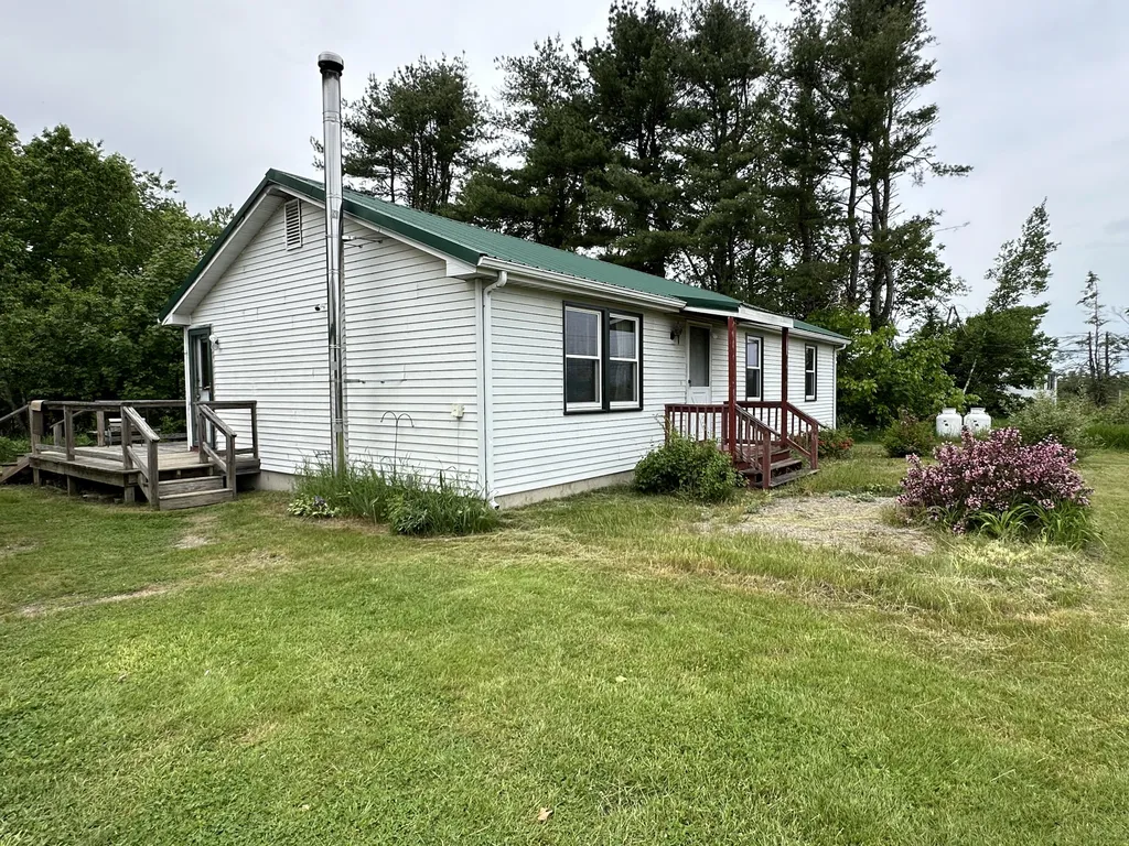 418 Elm Street North Berwick ME 03906