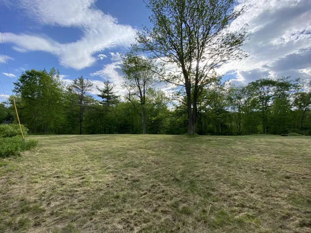 342 River Road Edgecomb ME 04556