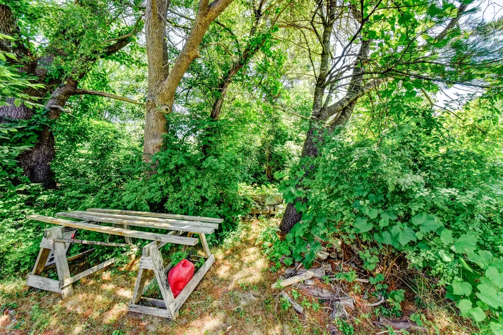 342 River Road Edgecomb ME 04556