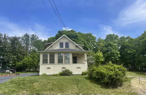 27 N Wiggin Street Greenville ME 04441