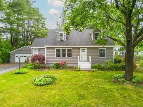 14 Pleasant Avenue Scarborough ME 04074