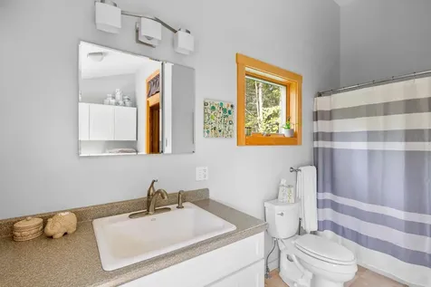 91 Quigg Island Road Liberty ME 04949