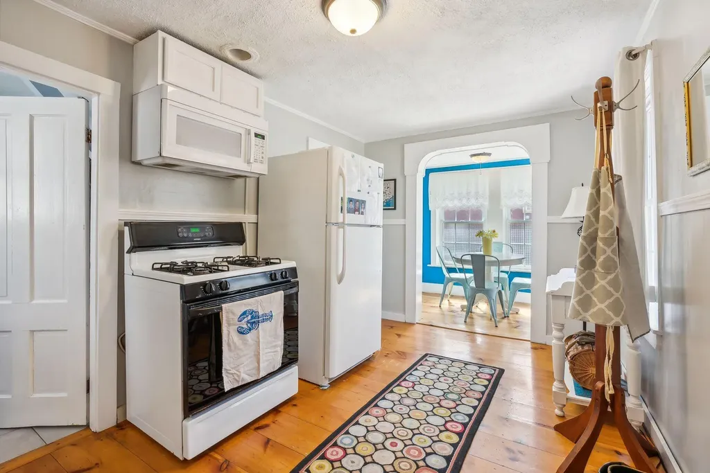 62 Willow Street Bath ME 04530