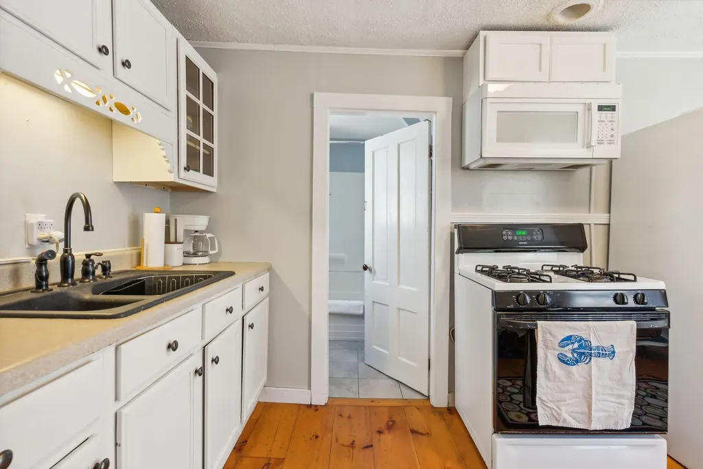 62 Willow Street Bath ME 04530