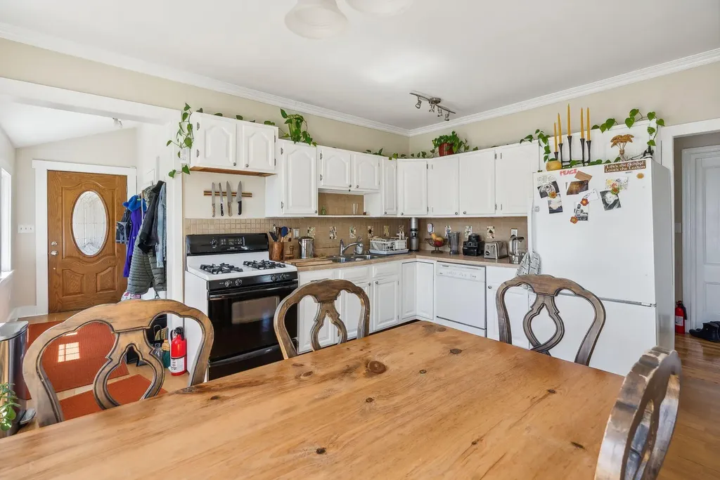 62 Willow Street Bath ME 04530