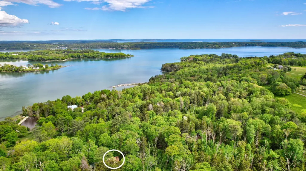 20 Derek Way Harpswell ME 04079
