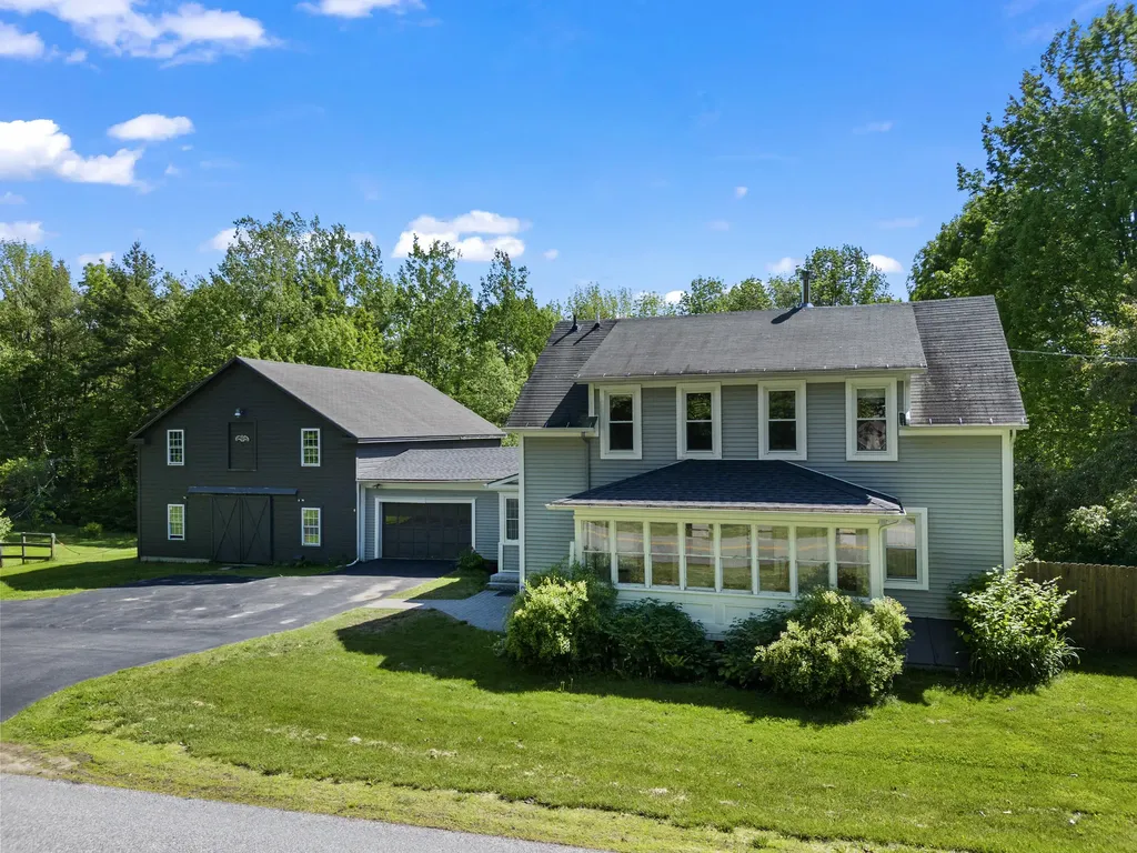 1213 Pownal Road Auburn ME 04210
