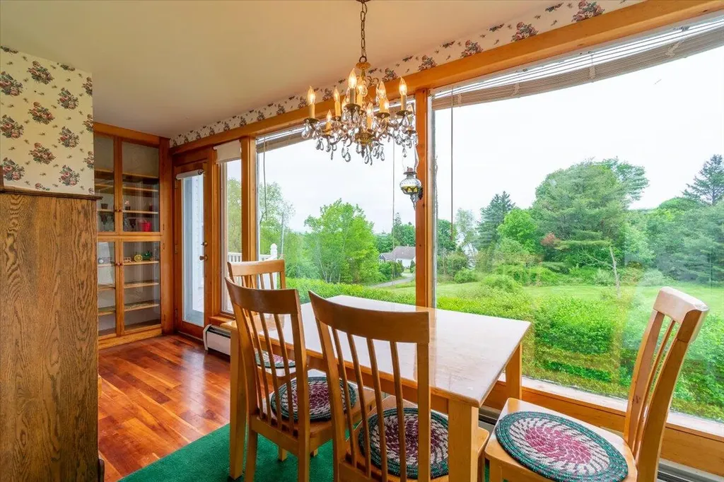 22 Brooks Way Owls Head ME 04854