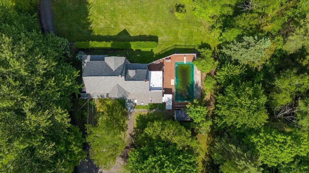 22 Brooks Way Owls Head ME 04854