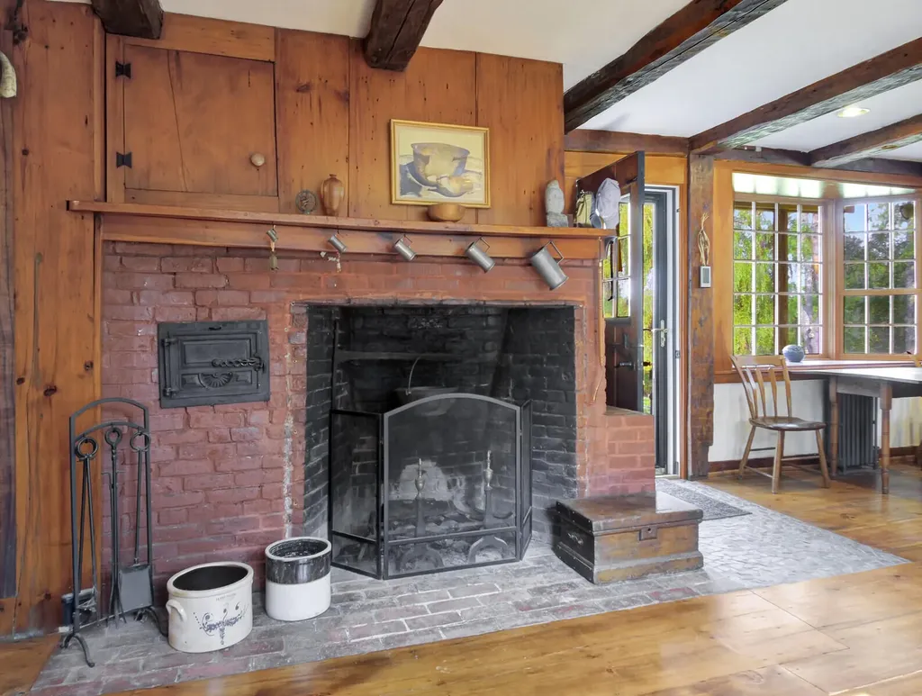 428 River Road Woolwich ME 04579