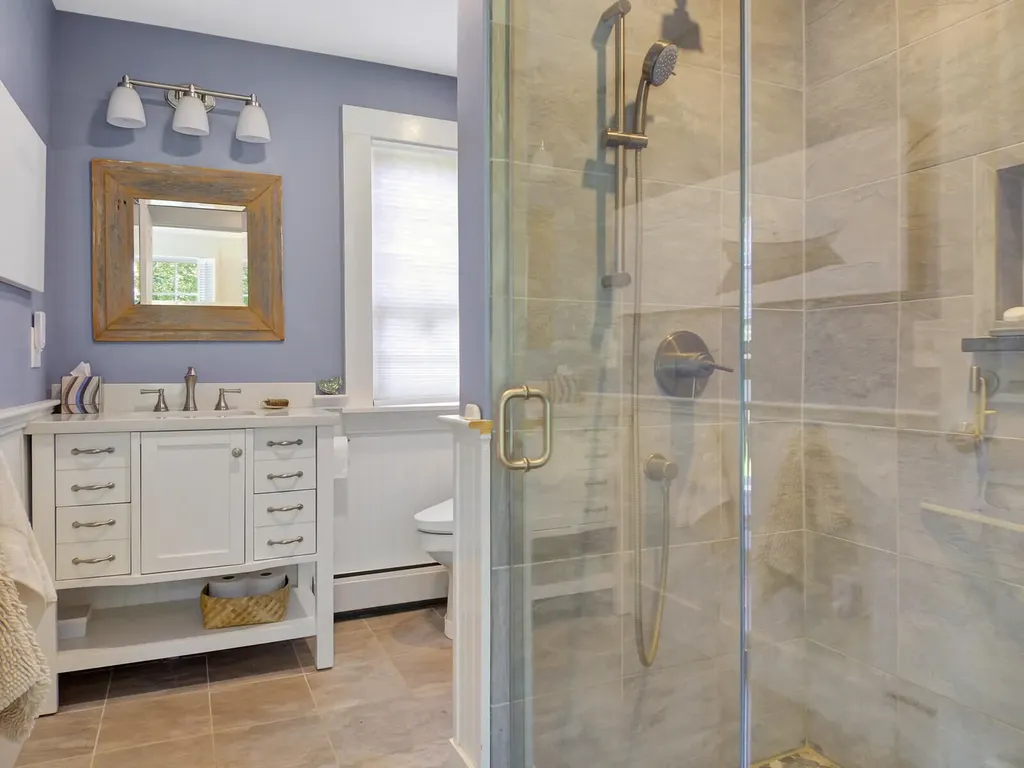 428 River Road Woolwich ME 04579