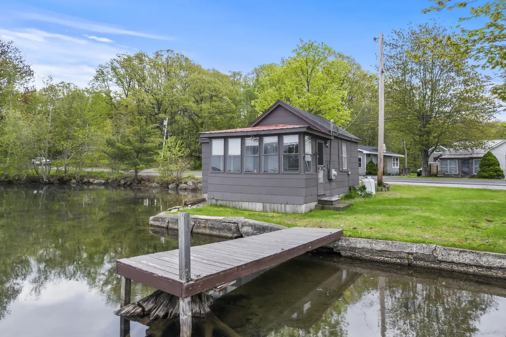 1105 S Belfast Avenue Augusta ME 04330