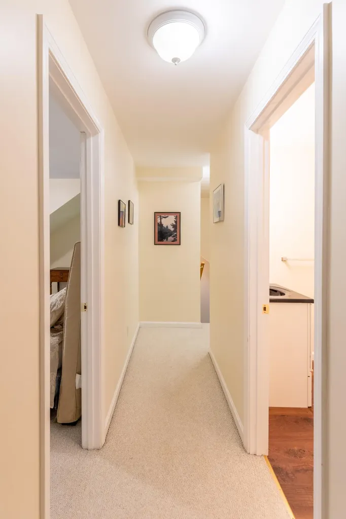 36 Applegate Lane Falmouth ME 04105