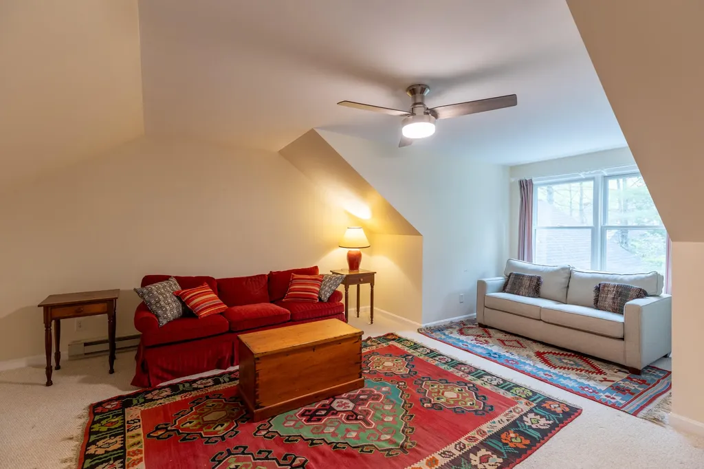 36 Applegate Lane Falmouth ME 04105