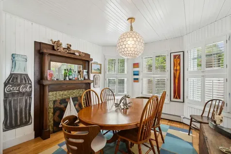 367 Island Avenue Portland ME 04108
